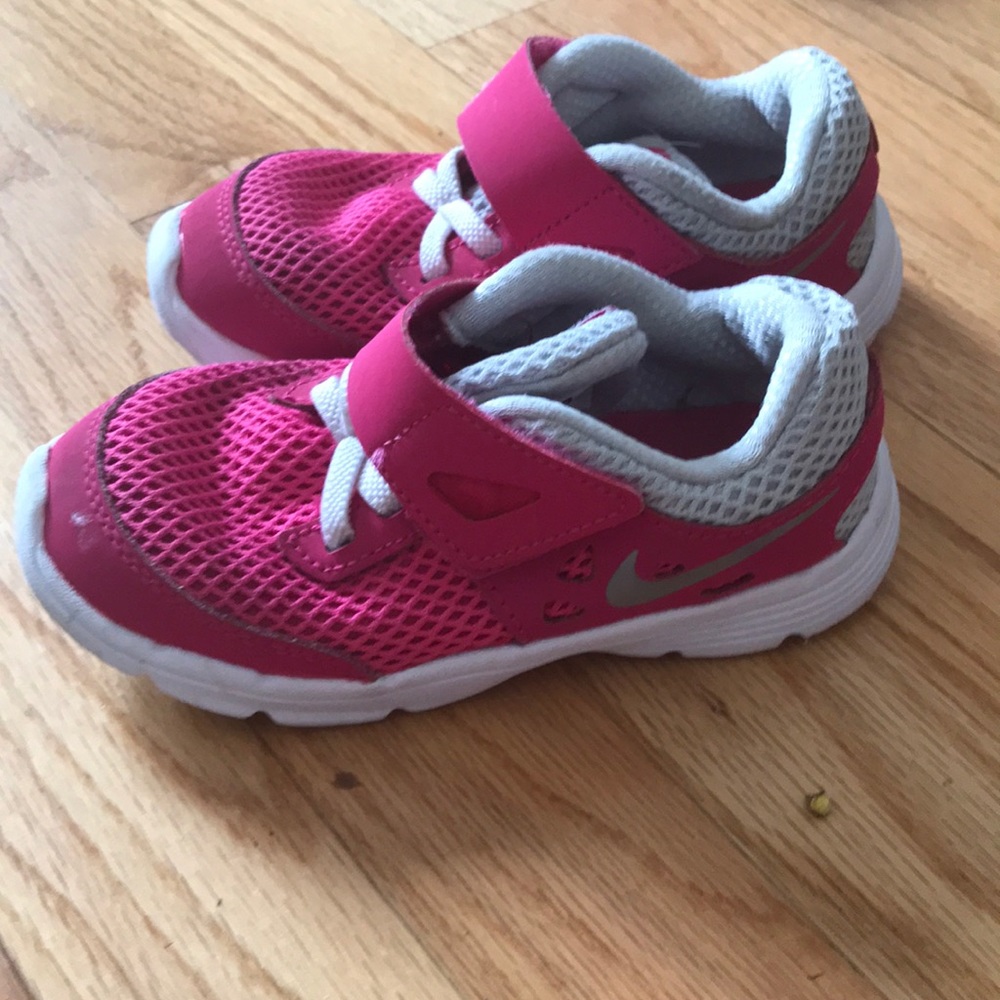 Kids sneaks